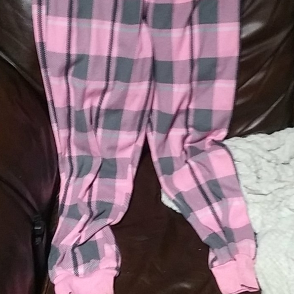 Pjs - Picture 2 of 2